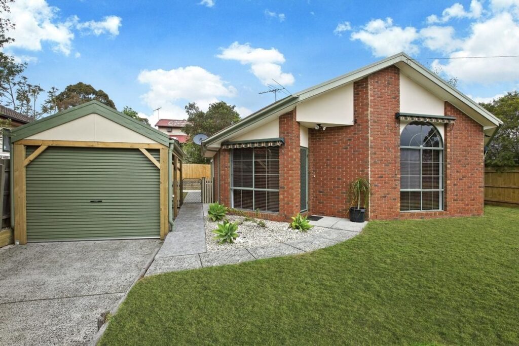 36D2D72C 9A0D 4702 82ED 4C1B680A36EA CROYDON NORTH 2025 03 31 223701